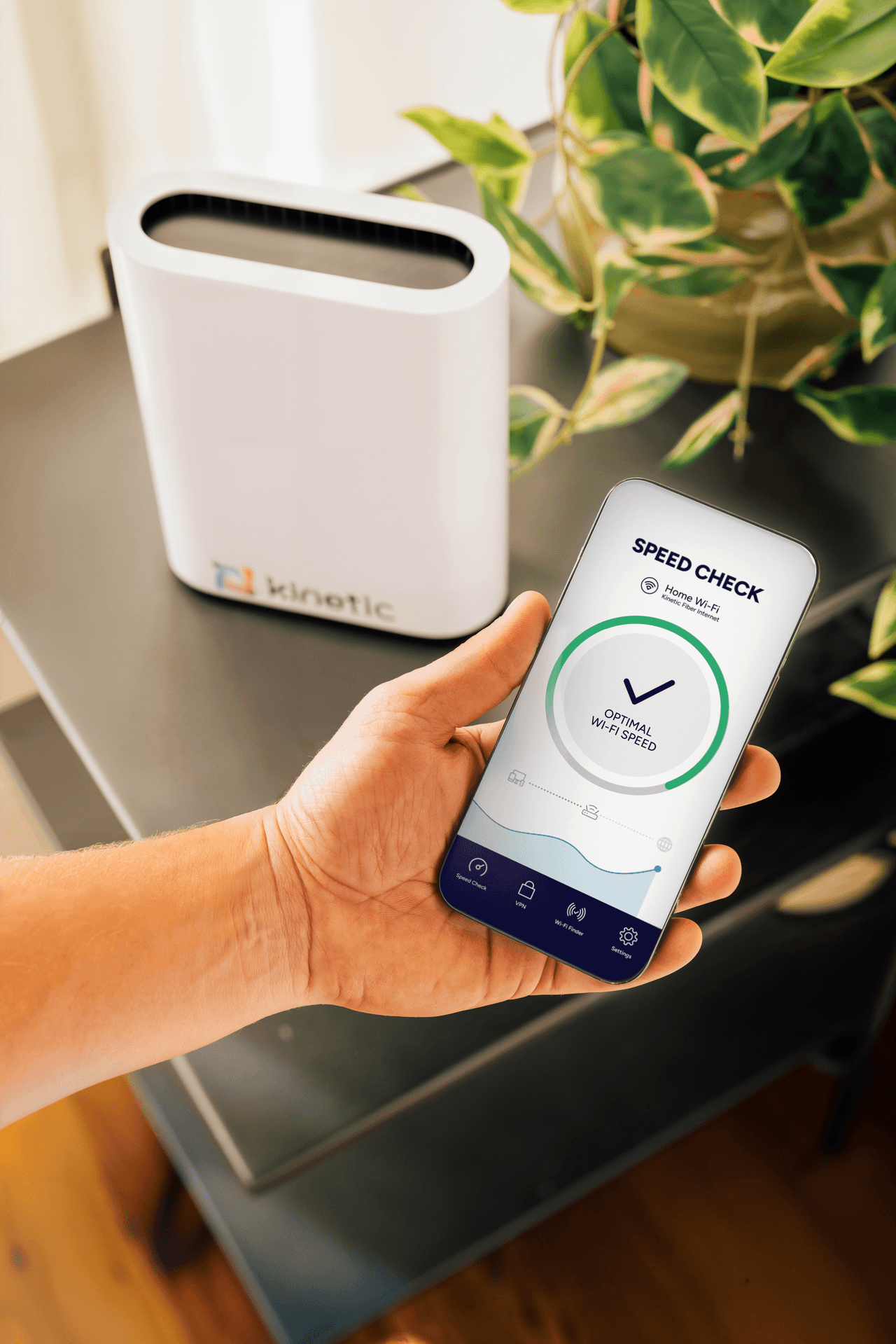 24 KIN ADITL ProductFocus CloseUpSpeedTest-ResGateway Static EN